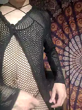 LYZBORNHD online show from 02-13-26, 01:34