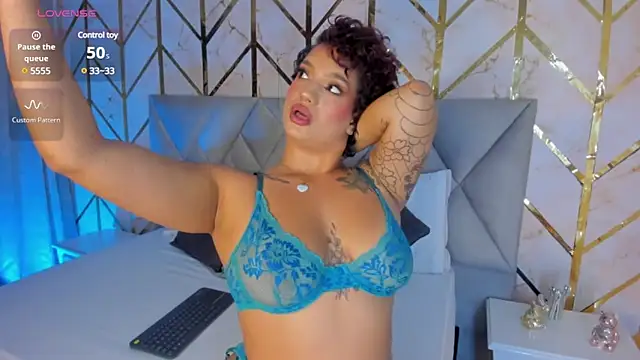 Arianabromw online show from 12-05-24, 08:11