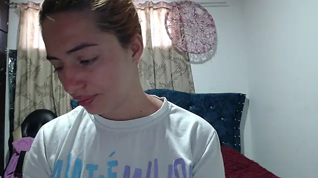 Kate lorens9 online show from 09-22-25, 12:18