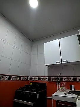 Kate lorens9 online show from 10-04-25, 05:33