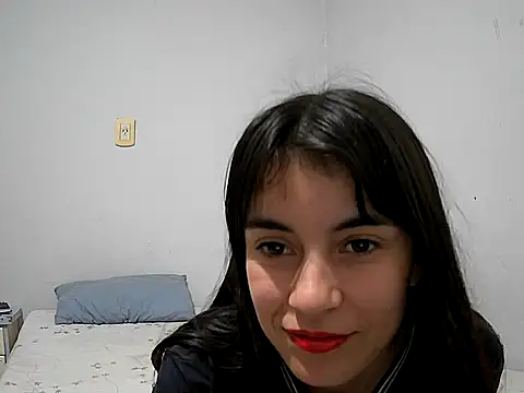 Snapshot of melodybar27 chatting on 01-19-25, 10:28 melodybar27 online show from 01-19-25, 10:28