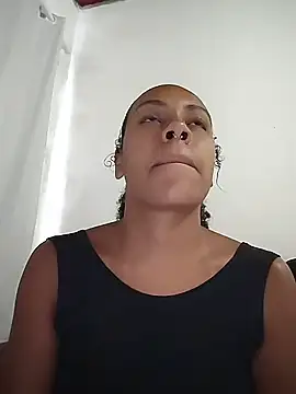 Snapshot of Julia_Pretinha chatting on 01-08-26, 01:35 Julia Pretinha online show from 01-08-26, 01:35