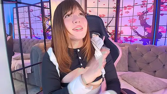 Fluffy Bubble21 online show from 03-08-26, 04:49