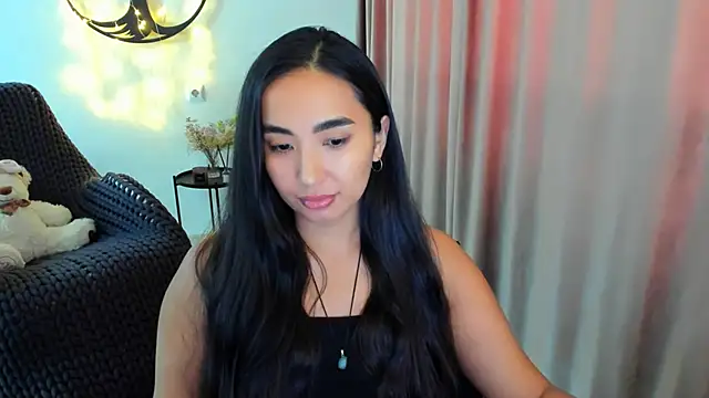 worldofkim online show from 02-10-26, 11:03