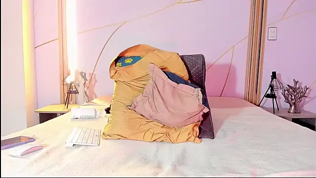 CheryHandsome online show from 02-11-25, 11:01