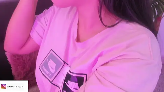 Miia Thompsonn online show from 02-27-25, 03:04