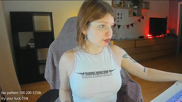 lil lia online show from 12-23-24, 10:44