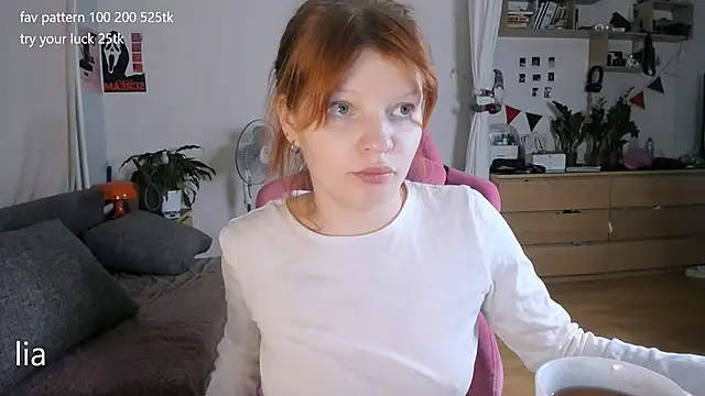 Snapshot of lil_lia chatting on 06-01-26, 11:50 lil lia online show from 06-01-26, 11:50