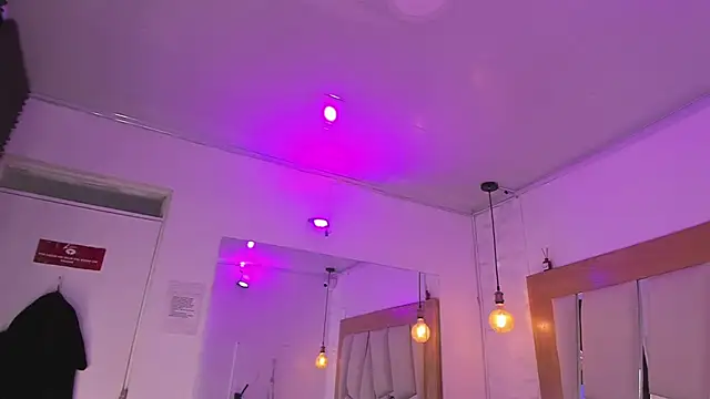 ary cooper  online show from 02-08-25, 06:44