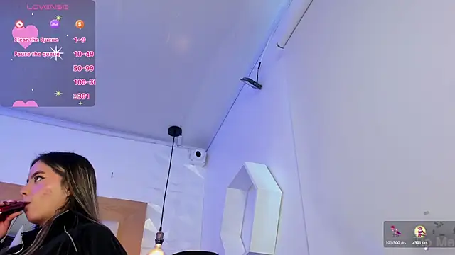 ary cooper  online show from 10-11-25, 02:04