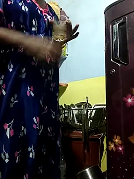 Snapshot of priyadarshiPRIYASEXCPL223 chatting on 06-19-26, 01:37 priyadarshiPRIYASEXCPL223 online show from 06-19-26, 01:37
