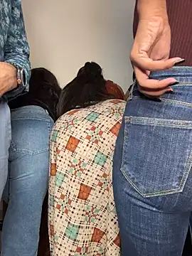 Snapshot of Miss__Malaika chatting on 07-31-26, 03:33 Miss Malaika online show from 07-31-26, 03:33