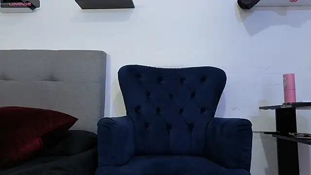 alissonandamy online show from 04-12-26, 07:41