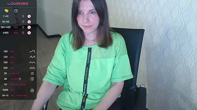 Snapshot of LisaHeart chatting on 06-22-26, 11:57 LisaHeart online show from 06-22-26, 11:57