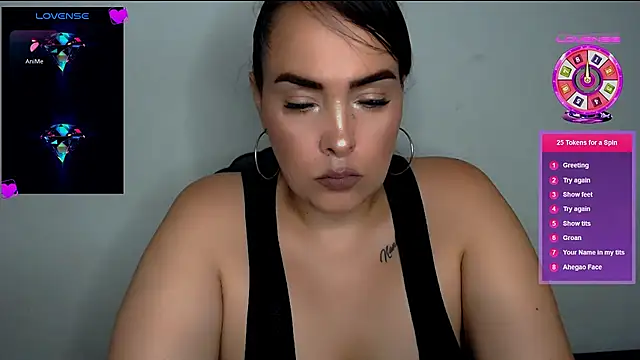 Snapshot of Miss_Agatha chatting on 12-06-24, 02:02 Miss Agatha online show from 12-06-24, 02:02