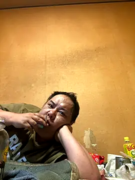 Snapshot of punk0805 chatting on 09-20-25, 08:26 punk0805 online show from 09-20-25, 08:26