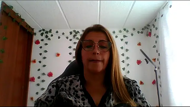 RossanaLionheart online show from 03-14-25, 07:44