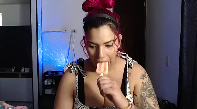 CarolinaRincon online show from 02-08-25, 06:44