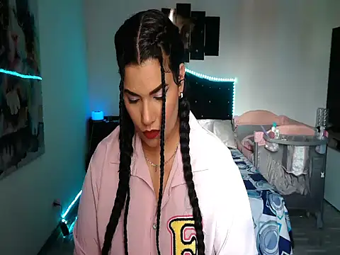 CarolinaRincon online show from 09-19-25, 06:52