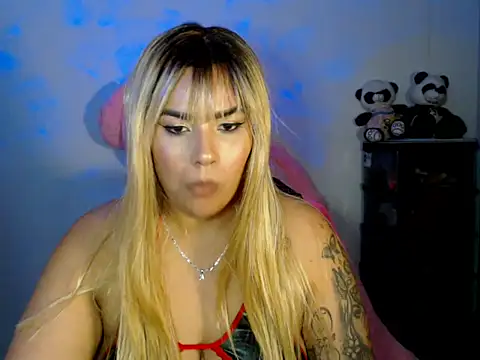 CarolinaRincon online show from 11-20-25, 12:00