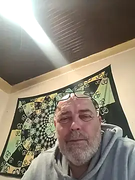 Snapshot of bobosse83 chatting on 03-22-26, 01:53 bobosse83 online show from 03-22-26, 01:53