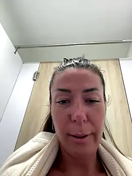 eveangelll online show from 12-18-25, 10:32