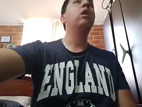 Snapshot of greeneyes999999999999 chatting on 11-04-25, 08:41 greeneyes999999999999 online show from 11-04-25, 08:41