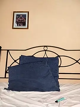 Snapshot of SofiaMori chatting on 11-11-25, 01:00 SofiaMori online show from 11-11-25, 01:00