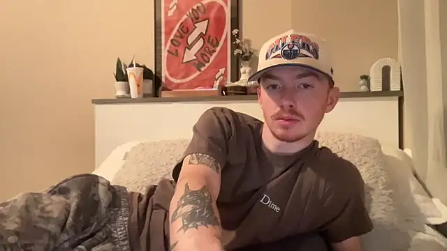 Snapshot of younghungginger chatting on 01-23-25, 03:16 younghungginger online show from 01-23-25, 03:16