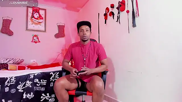 AlejoKhalifa  online show from 12-17-25, 04:57