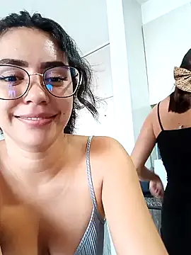 Snapshot of GiiirlPower chatting on 01-20-25, 10:37 GiiirlPower online show from 01-20-25, 10:37