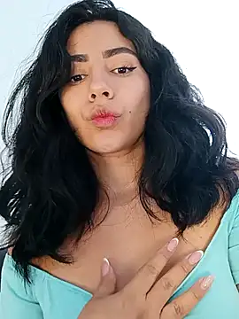 Snapshot of GiiirlPower chatting on 02-28-25, 08:07 GiiirlPower online show from 02-28-25, 08:07