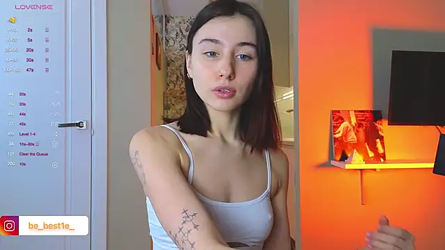 Snapshot of Vostok-6 chatting on 02-19-25, 10:56 Vostok-6 online show from 02-19-25, 10:56