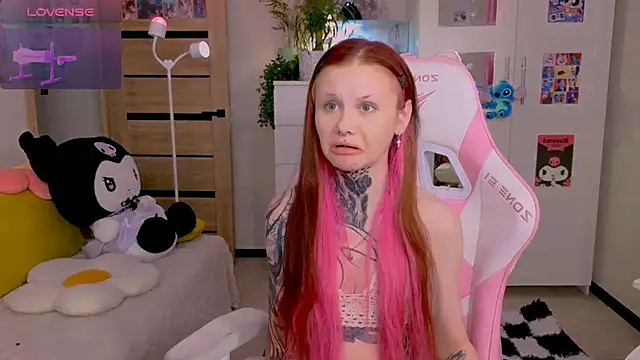 Britney Lynch online show from 11-06-25, 12:11