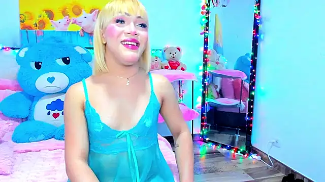 Snapshot of Candy_Candy__ chatting on 05-25-26, 12:05 Candy Candy online show from 05-25-26, 12:05