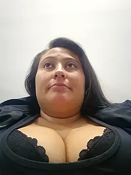 Snapshot of Celeem_ chatting on 03-01-26, 02:46 Celeem online show from 03-01-26, 02:46