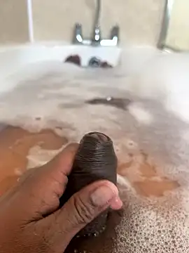 Snapshot of Nash694u chatting on 04-08-26, 12:38 Nash694u online show from 04-08-26, 12:38