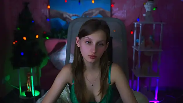 EllaHorton online show from 01-07-25, 02:41