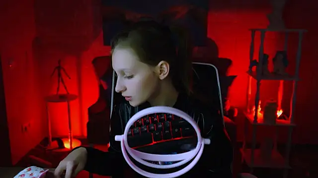 EllaHorton online show from 02-23-25, 05:56