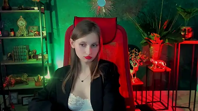 EllaHorton online show from 02-28-25, 06:41