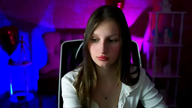 EllaHorton online show from 03-03-25, 06:22