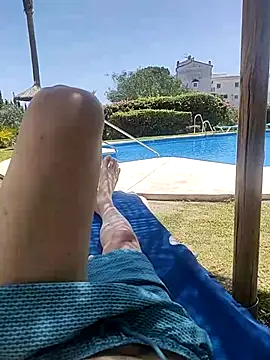 Snapshot of oleg049 chatting on 07-25-26, 01:08 oleg049 online show from 07-25-26, 01:08
