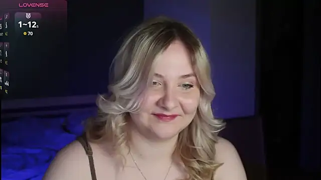 sensual girrrl online show from 04-14-26, 11:55