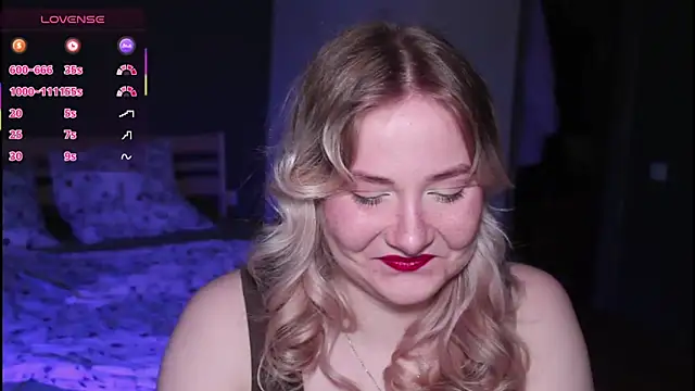 Snapshot of sensual_girrrl chatting on 07-27-26, 11:23 sensual girrrl online show from 07-27-26, 11:23