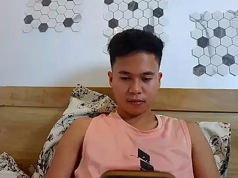 Snapshot of Asiantwink21 chatting on 09-23-25, 05:05 Asiantwink21 online show from 09-23-25, 05:05