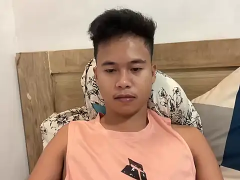 Snapshot of Asiantwink21 chatting on 09-24-25, 07:33 Asiantwink21 online show from 09-24-25, 07:33