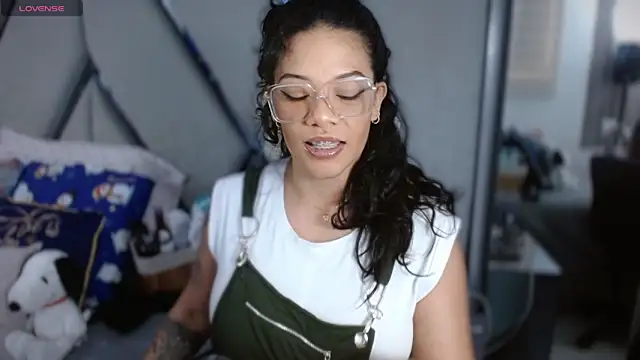 paula daniela1 online show from 12-16-25, 03:06