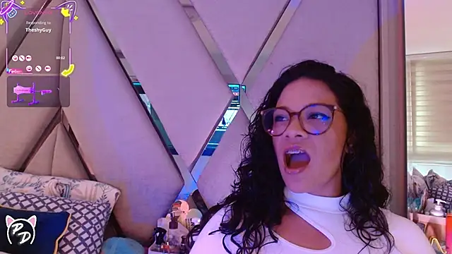 Snapshot of paula_daniela1 chatting on 06-16-26, 09:06 paula daniela1 online show from 06-16-26, 09:06