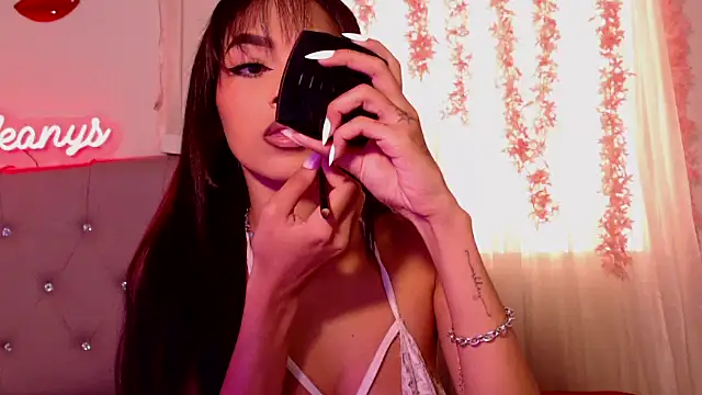 Alleanys Cristal online show from 09-14-25, 02:49