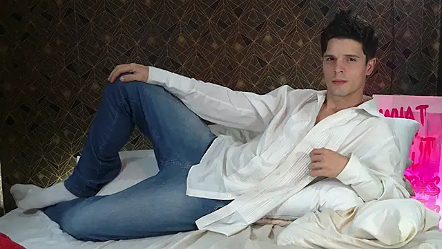 Snapshot of Jack_Scorcher chatting on 09-16-25, 05:52 Jack Scorcher online show from 09-16-25, 05:52